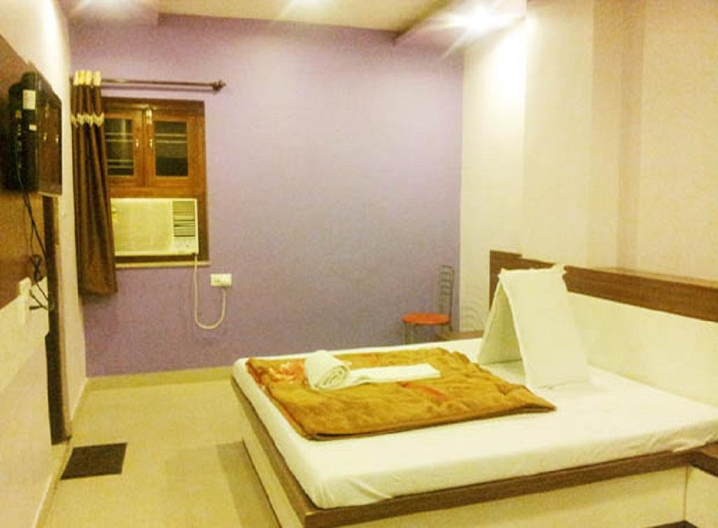 Hotel Pakeeza Ajmer Buitenkant foto