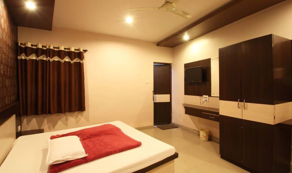 Hotel Pakeeza Ajmer Buitenkant foto