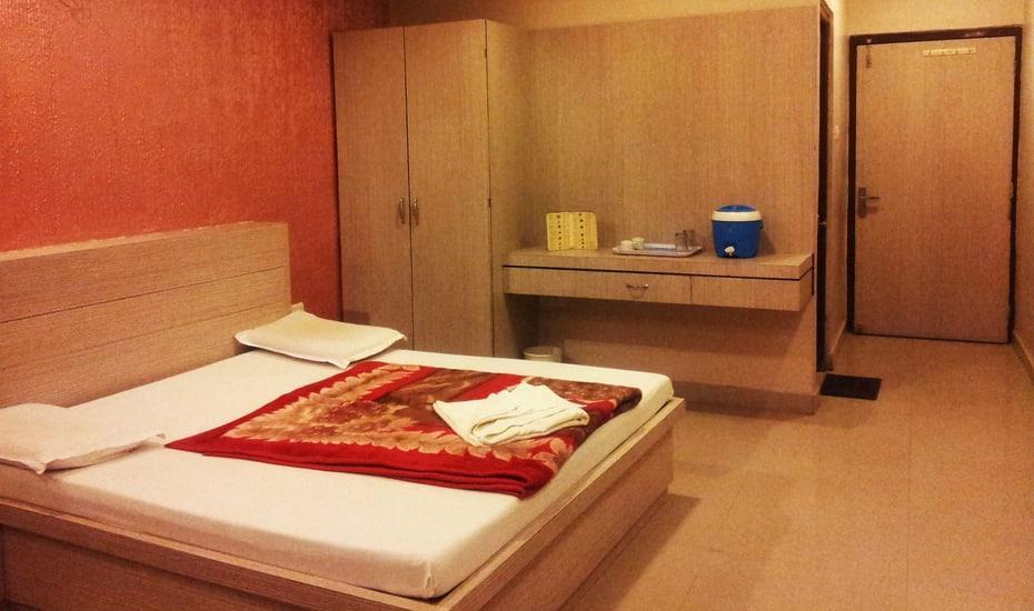 Hotel Pakeeza Ajmer Buitenkant foto