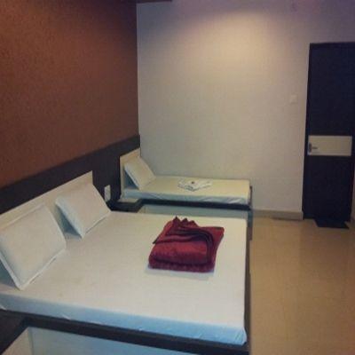 Hotel Pakeeza Ajmer Buitenkant foto